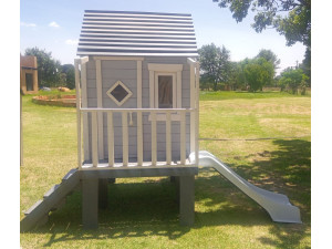 Budget Friendly Playhouses 4